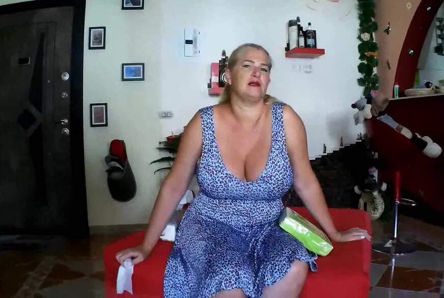 grüne Taschentücher zum reinw*****n von MilfUlrike pic3