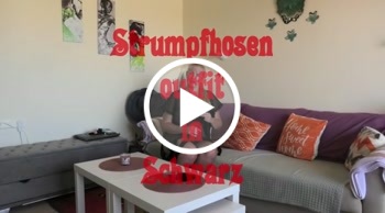 Ein geiles Outfit , das Oberteil schnell und einfach selber gemacht … meine dicken Titten sehen doch richtig gut dadrin aus oder… dann die Strumpfhose übe4 den arsch gezogen 7nd man hat ein geiles Outfit … wie gefalle ich Dir und das Fußteil  als Nylon Maske