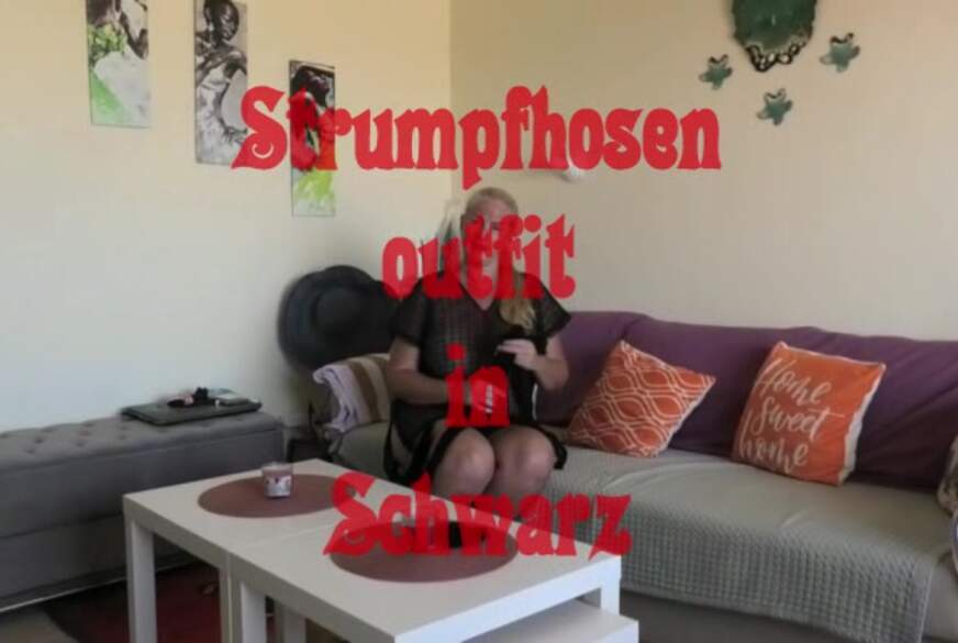 MegaTitten: Strumpfhosen Outfit in Schwarz