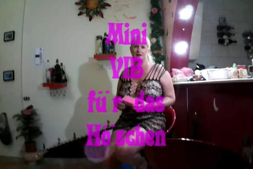 MilfUlrike: Mini Vibo für das Höschen