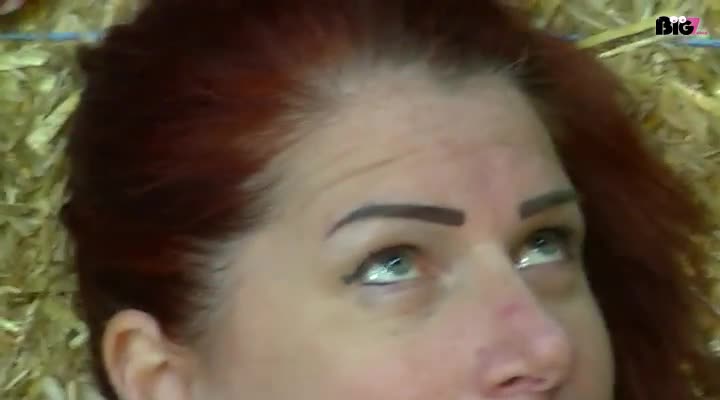 was für ein geiler Bauern-Lümmel....noch einen Tittenfick..und schon spritzte er mir seine Sahne auf die Titten...so macht melken doch Spaß