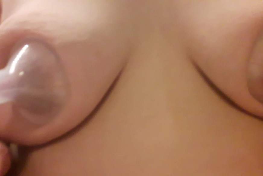 M**iJessy: Meine Milchtitten mal wieder leer gepumpt