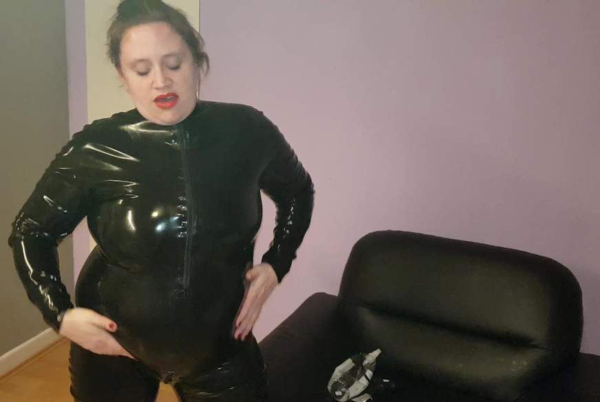 M**iJessy: Geil besorgt in Latex Catsuit