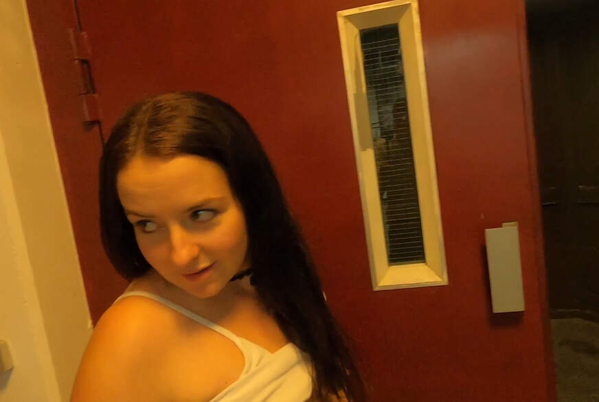 DerPornobeamte: Beim F*******k erwischt! Jetzt F**k ich dich!