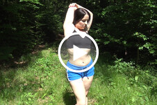Outdoor Creampie Joggerin im Wald hart durchgefickt! ab 25 Schwarzhaarig Frau-Mann Wald Natur AO Creampie Fremder Blowjob Nahaufnahme POV Doggystyle Outdoor Extremes Stöhnen 