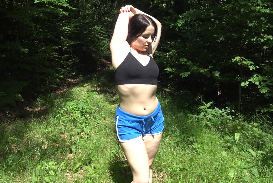 DerPornobeamte: Outdoor C******e Joggerin im Wald h**t d**********t!