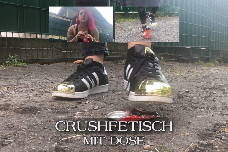 Crushfetisch mit Dose von Kim-Judge