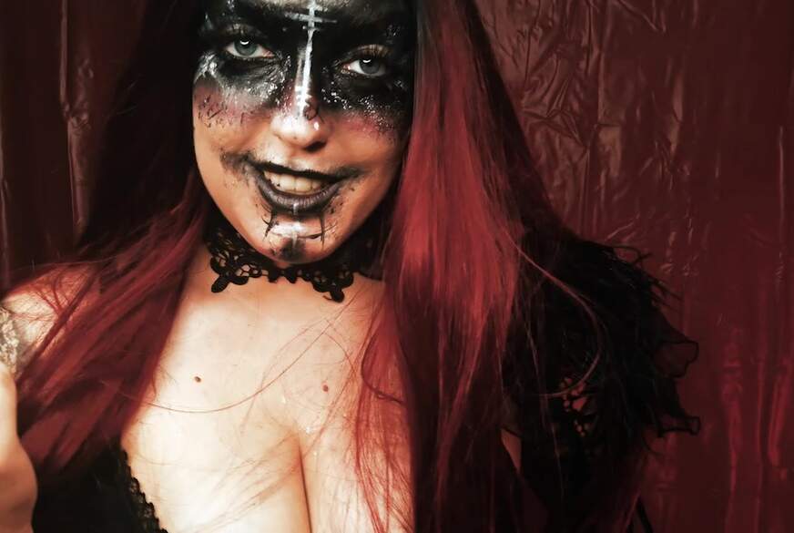 Kim-Judge: Deine Seele fürs W*****n verkauft!