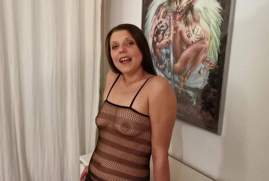 MEIN NEUESTES TOY! Ein riesiger S******f-Dildo! Den muss ich einreiten von Typisch-Nina