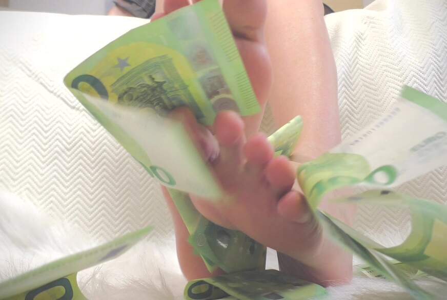 Geldbad für meine Füße von KittysXKat pic4