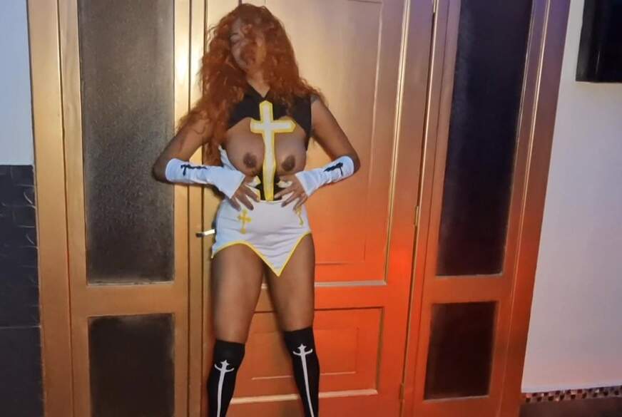 Schokobebe: Schokobebe als geile schwarze Nonne