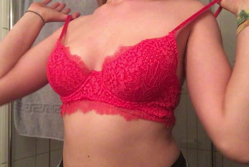 AmateureJenny: Just me and my boobs