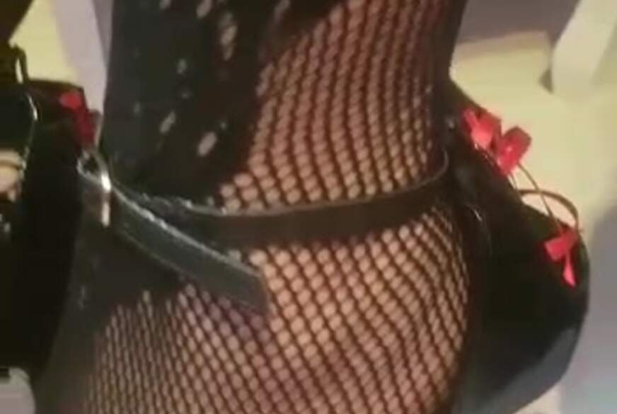 OphiliaAngel: Rauchende Milf verführt ihren geilen Stiefs**n!