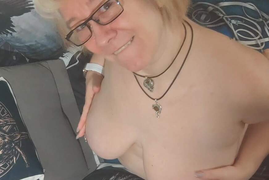 TittenMichelle: Kleine Bodylotionsauerei