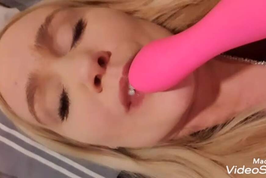 GeileStudentin: Dildoshow