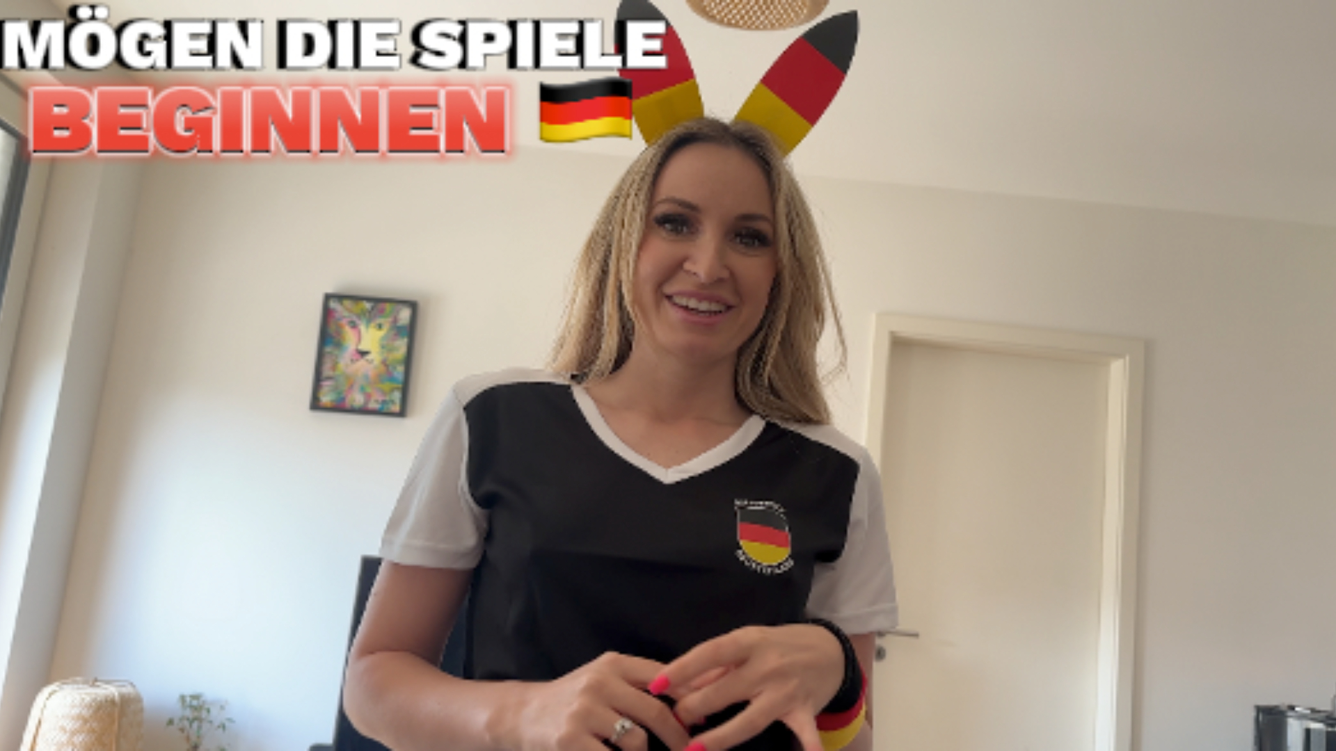 Mögen die Spiele beginnen! Da ja jetzt bald ein sportliches Großereignis beginnt, weiß ich nicht, wann ich wieder einen Schwanz bekomme, da Fußball gegen Titten immer gewinnt. Deswegen habe ich mir schnell noch vor dem ersten Spiel einen Schwanz gegönnt, vielleicht bringt es ja der Mannschaft Glück.