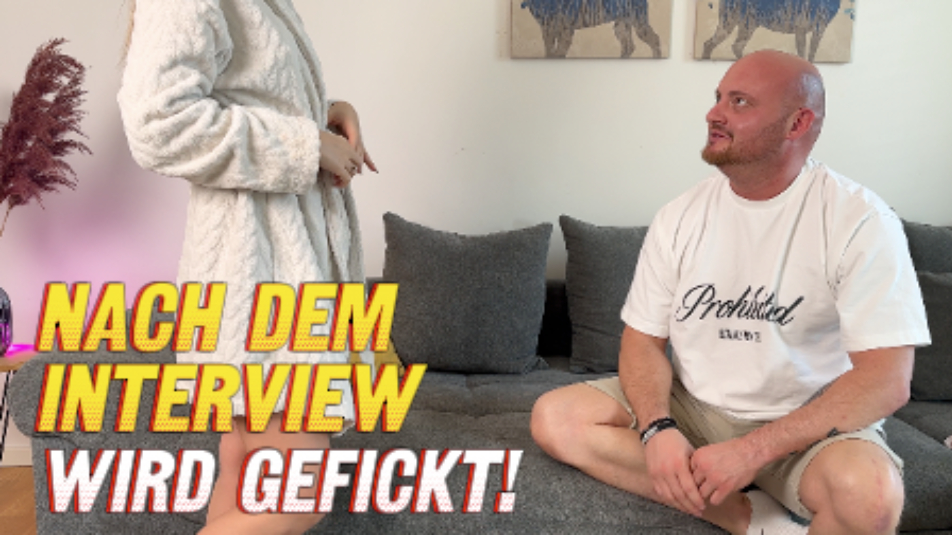 Nach dem Interview wird gefickt! Ich hatte neulich Mark Aurel zum Interview eingeladen und wenn er schon einmal da ist, dachte ich, lass uns noch eine Runde ficken. Hier siehst du, was nach dem Interview passierte.