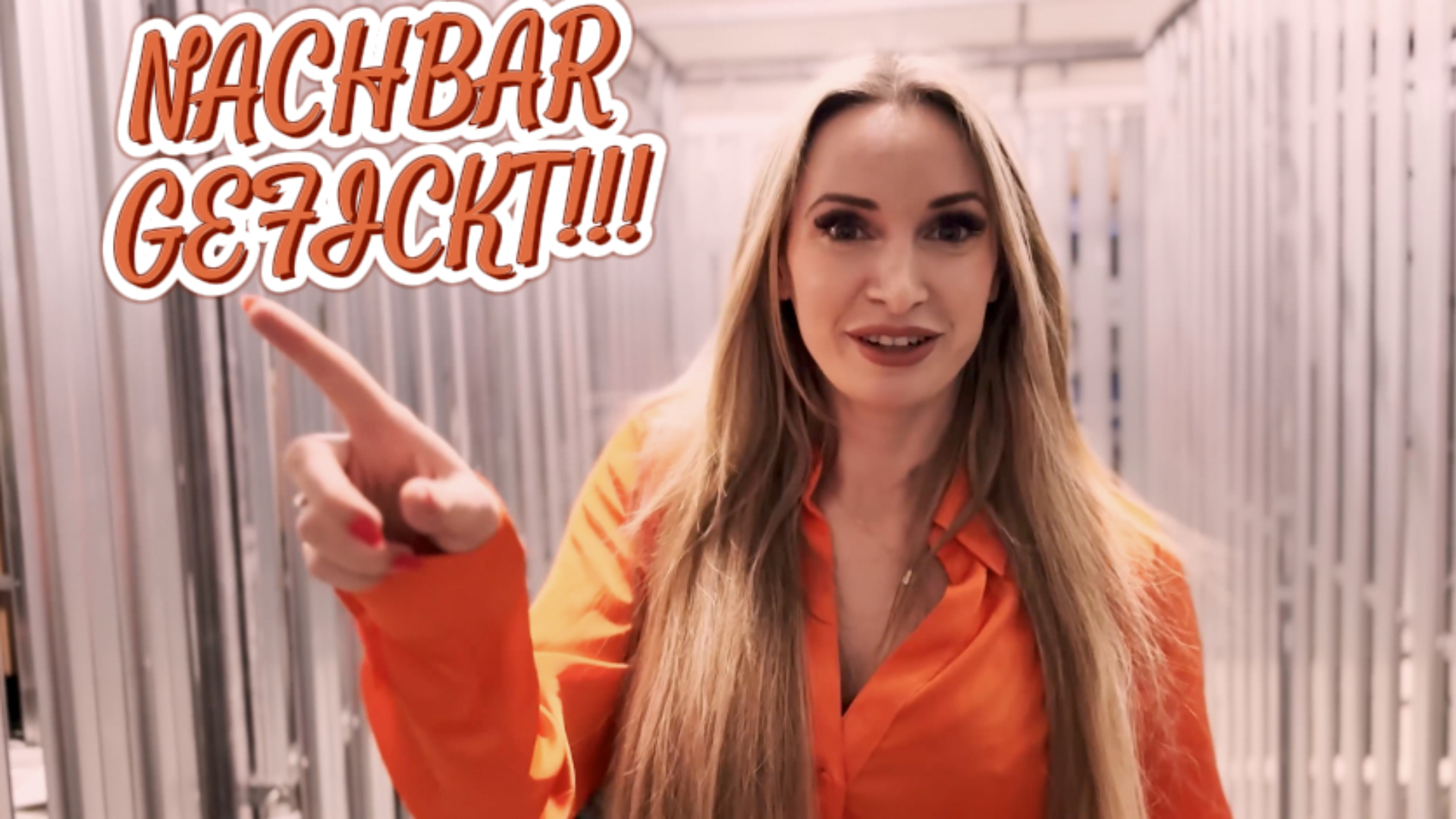 Den Nachbarn gefickt Ich traf meinen Nachbarn im Hausflur und da er so ein heißer Typ ist haben wir gleich eine Runde gefickt.