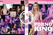 DVD Exzess im Pornokino Milfs Tattoos Blond Europäisch Rothaarig Gangbang Lesbenszenen Ungewöhnliche Orte Natur Silikon Nylons Fingern Handjob Masturbieren Analsex AO Creampie Blowjob Deepthroat Nahaufnahme POV Doggystyle Löffelchen Reiten Gespreitzte Muschi 