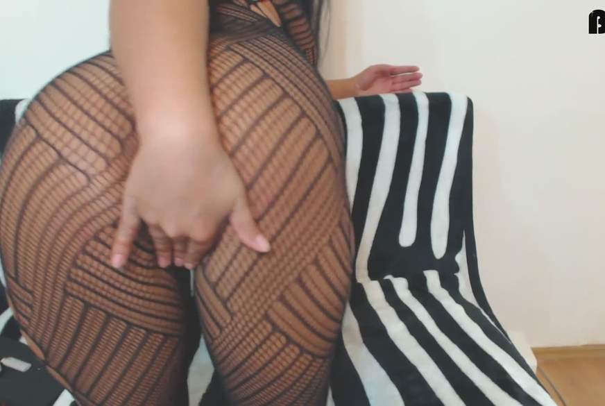 Kostlich: NUR EIN NETZ CASUIT AN