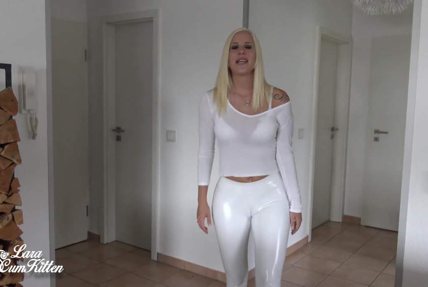 Bubble B**t Reiten mit der Latex B***h - S*******r Laras A******z THERAPIE von Lara-CumKitten pic3