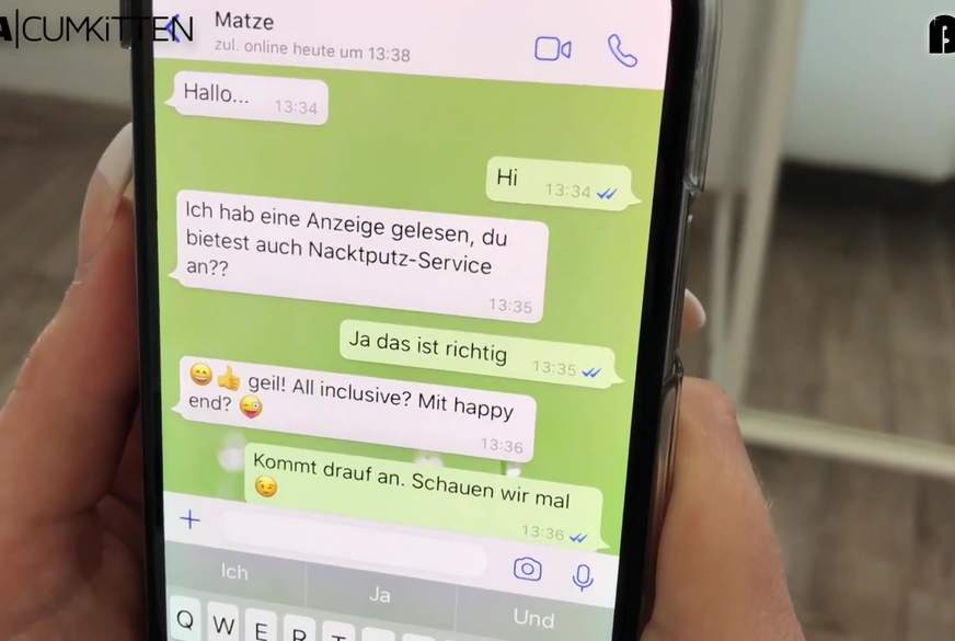 NACKTPUTZ F**k-SERVICE - Wahnsinns F****l nach Frühjahrsputz von Lara-CumKitten pic1