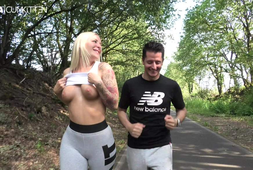 Notgeile F**ks******e - BUBBLE B**t beim joggen v***********t von Lara-CumKitten pic3