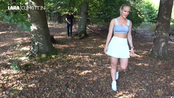Beim W****n ERWISCHT - Spanner z******t mich im Wald