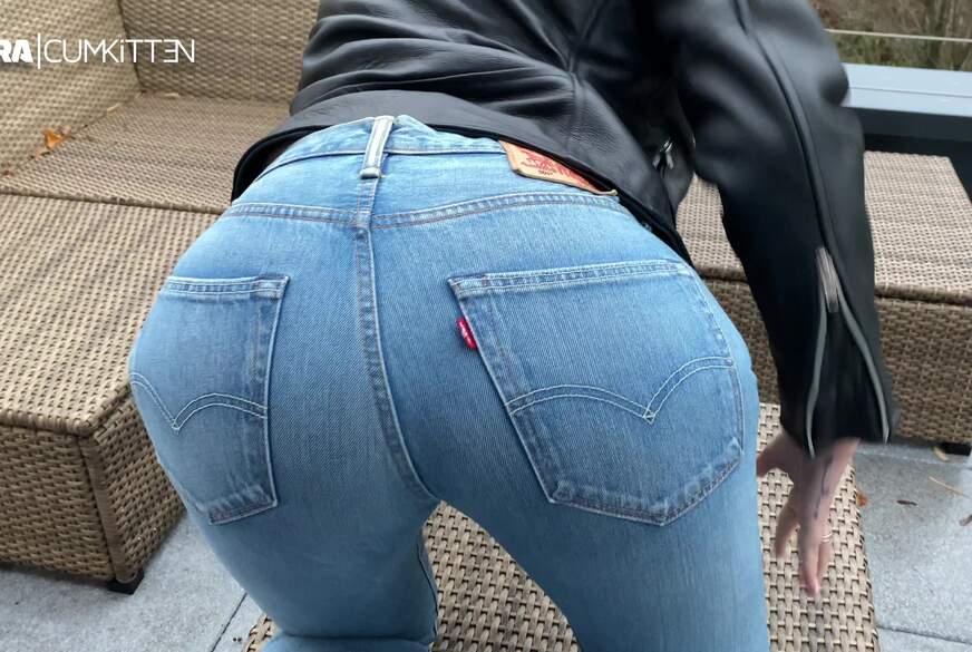 Lederjacken Jeans B***h - Legendäre Jeans eing*****t von Lara-c*******n pic3