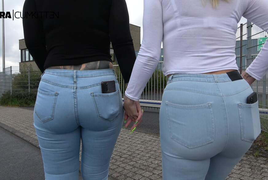 Freche JEANS S*******n - Public EINg*****t von Lara-CumKitten pic2