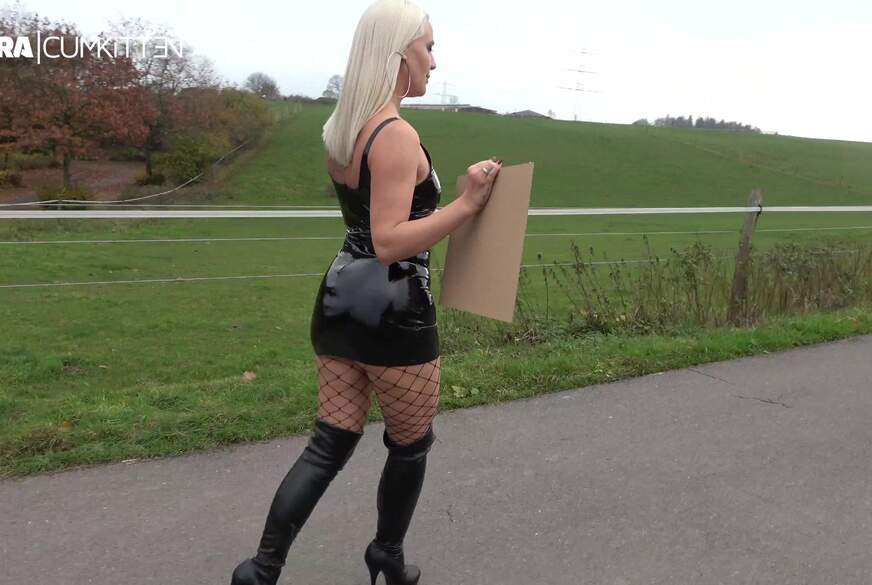 Parkplatz HOBBYh**e - F**k MICH in Stiefeln und Lack Kleid von Lara-CumKitten pic1