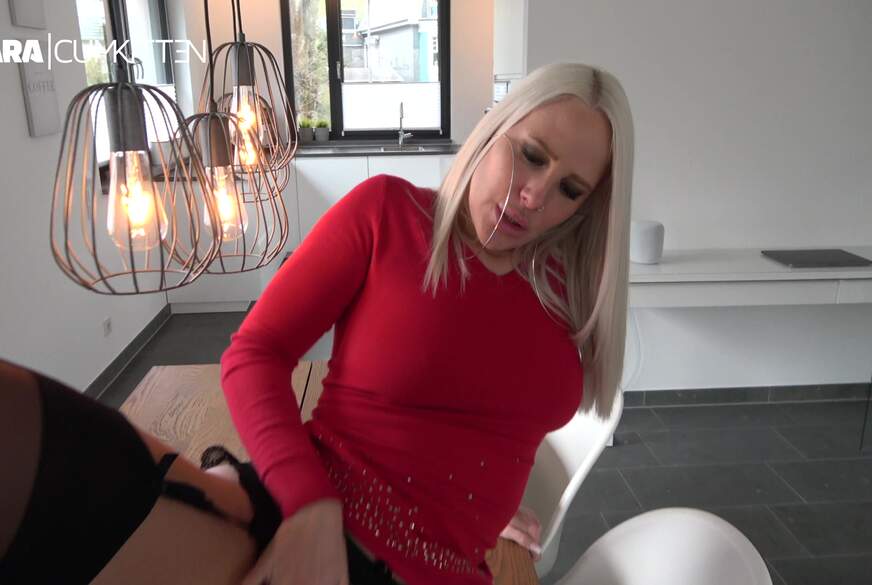 BITTE F**k MICH - So extrem notgeil war ich noch nie von Lara-CumKitten pic3