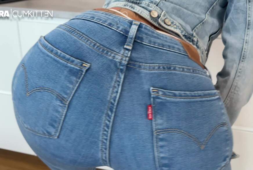 PRALLER JEANS F**k - In Stiefeln zum wahnsinns F****l von Lara-CumKitten pic3