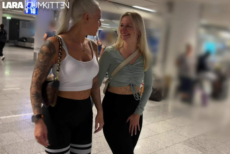 PUBLIC P**s im Airport - Wir müssen beide SOO NÖTIG... von Lara-CumKitten