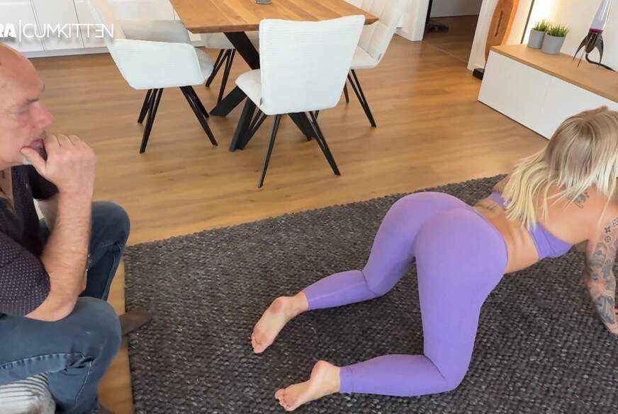 Lara-CumKitten: F**k TRAINING mit Egon - D***y Workout mit Cumplay