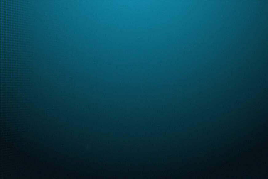 Lara-CumKitten: F**k MICH PUBLIC im Parkhaus - XXL Leggings C*****t