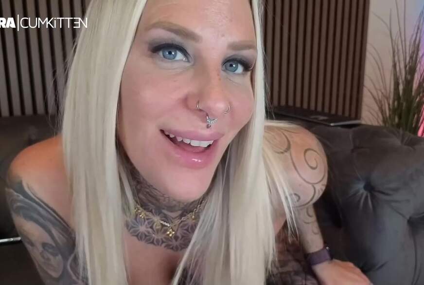 Lara-CumKitten: 20 Min. NYLON EXTASE - LIVE CAMSHOW bis du a********n musst