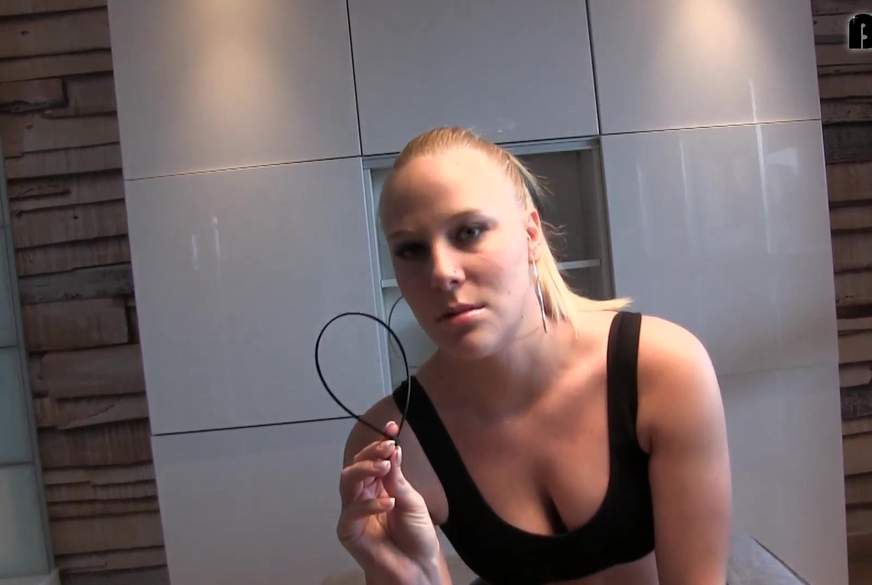 SKLAVE - Befolge die fiesen Aufgaben deiner HERRIN von Lara-CumKitten pic2