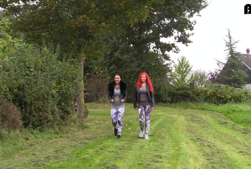 Bonnie-Stylez: Frecher B***h P**s auf der Parkbank