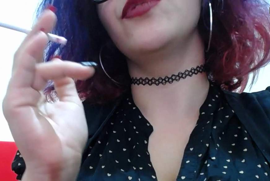 LadyDomX: Rauchen...