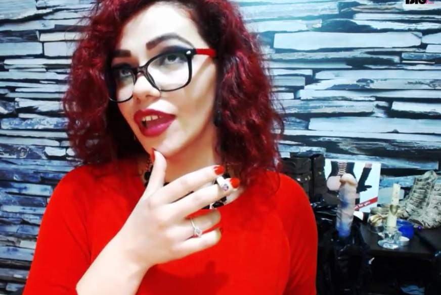 LadyDomX: Rauchen...