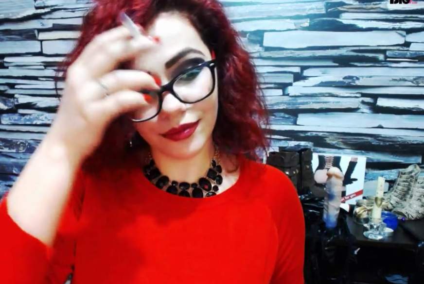 LadyDomX: Rauchen...