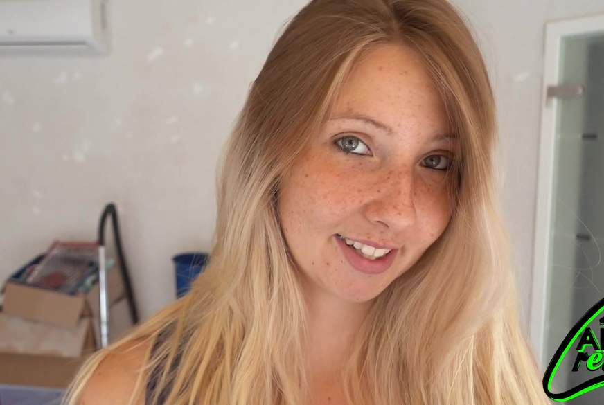 Arbeitskollege wollte mir schon immer ins Gesicht s******n von CaroCream