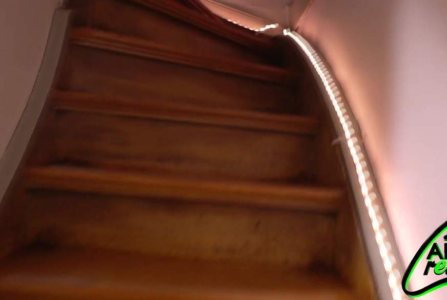 Breitbeiniger Empfang. Bitte f**k mich von CaroCream