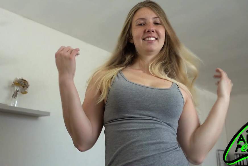 Mein Stiefc****n kommt schon beim lutschen von CaroCream