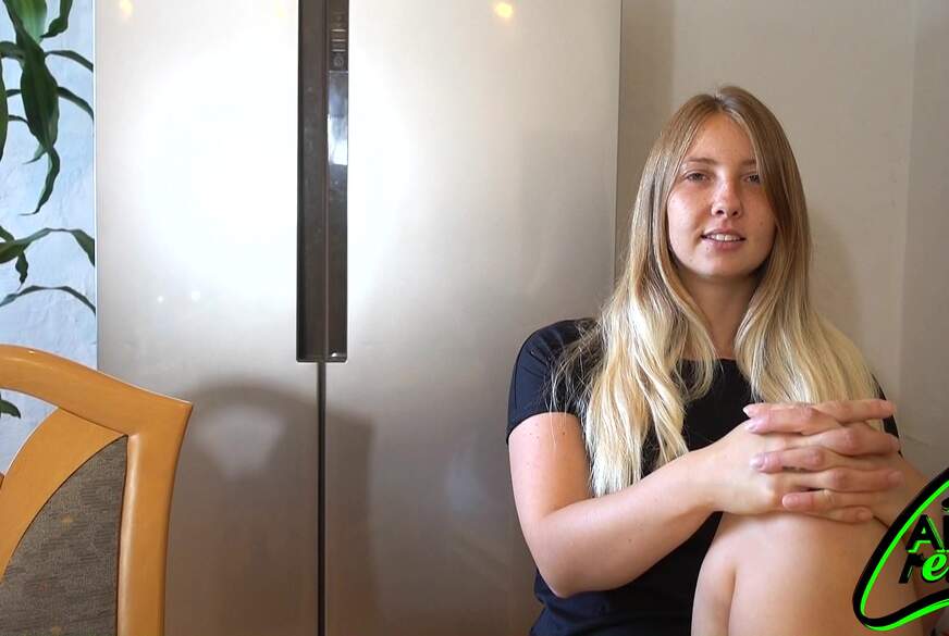 Nach einer Woche Ehe steckt sein S*****z in mir von CaroCream