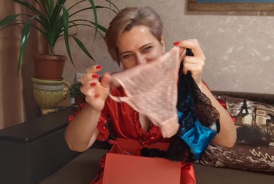 Livecamgirl: Lace, Curves, and a Naughty Secret
