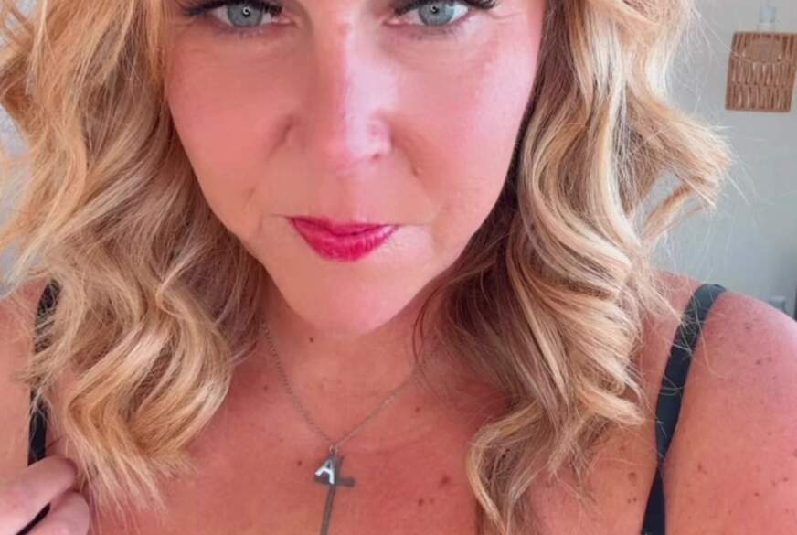 HotAurelie: Hast du auch so Lust?