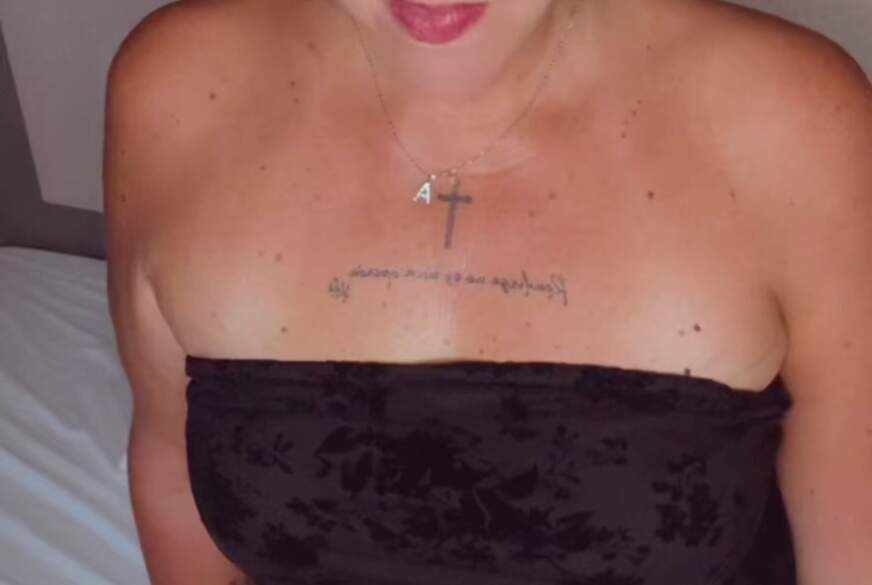 Ich war so geil in meiner Mittagspause von HotAurelie pic1