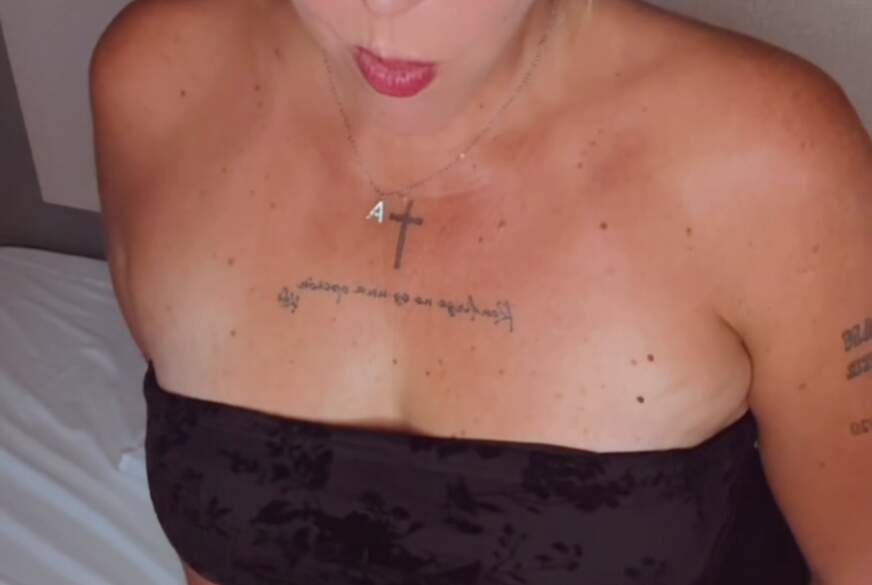 Ich war so geil in meiner Mittagspause von HotAurelie pic2